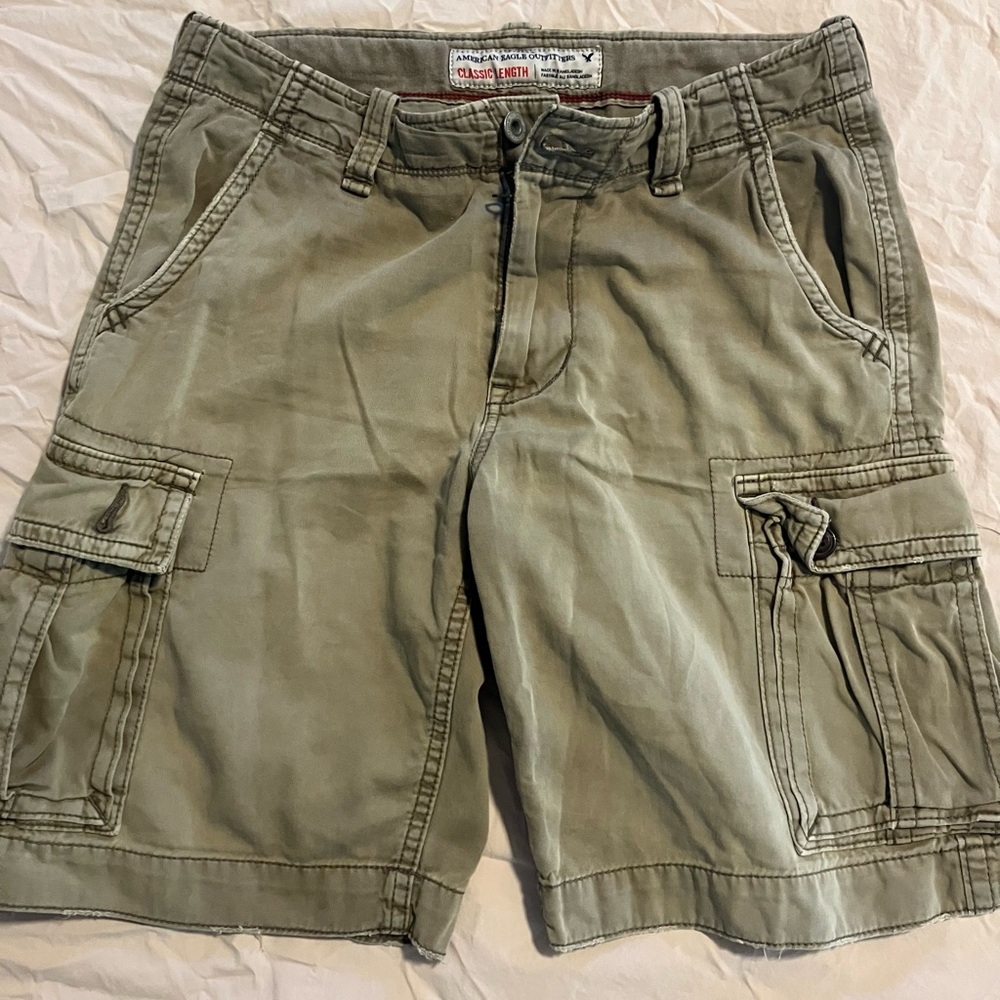 American Eagle Outfitters Olive Cargo Shorts